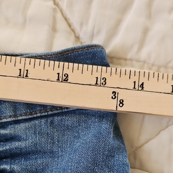 Madewell High Rise Denim- 4 Button Fly Shorts - Picture 3 of 8